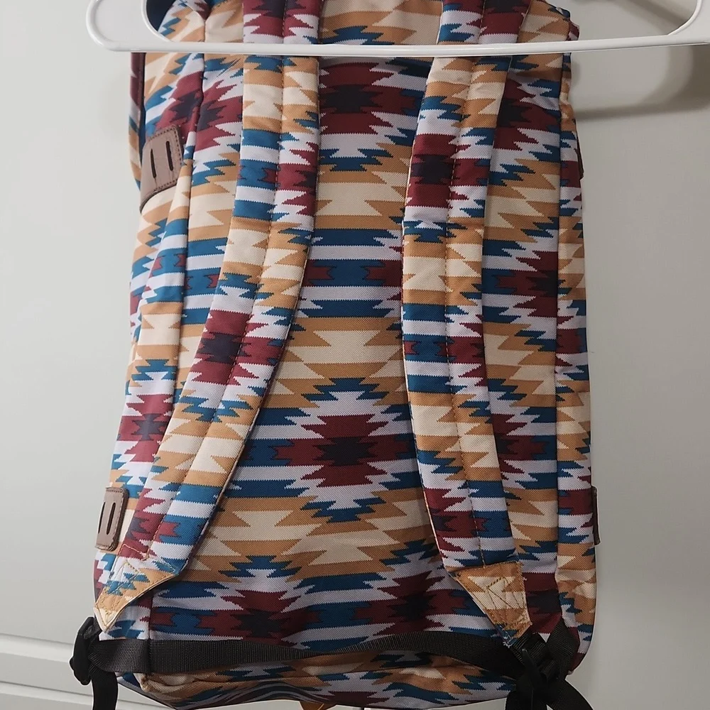 Patagonia Patterned Backpack - Picture 3 of 10